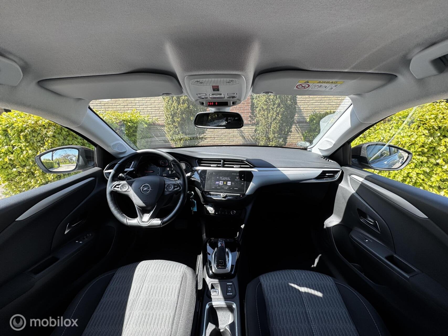 Opel Corsa 1.2 Edition AUT*1e Eig*Cruise*Carplay*Navi*PDC, 101 pk, Gebruikt, Euro 6, Met garantie (alle)