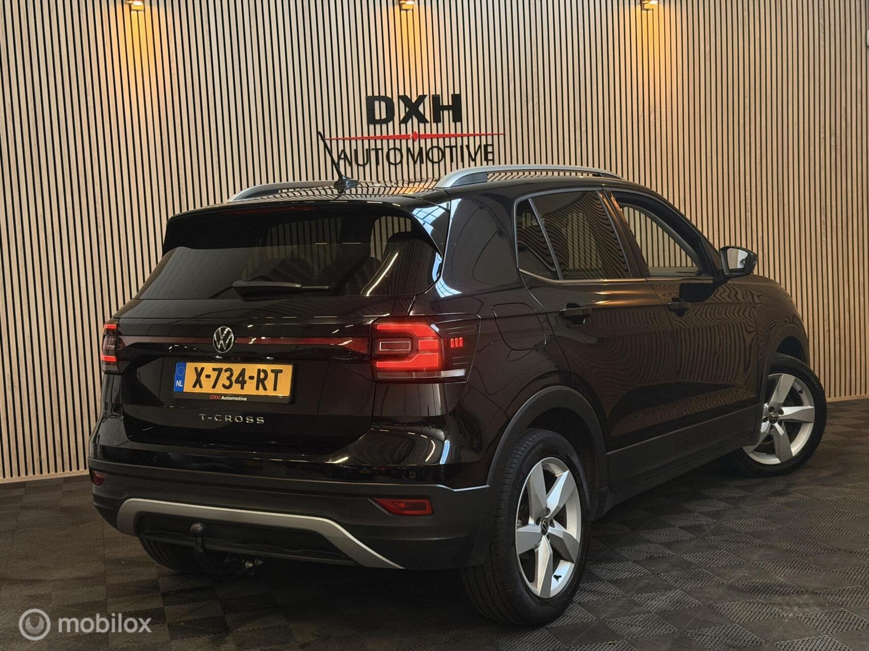 Volkswagen T-Cross 1.5 TSI DSG Style ACC CARPLAY, T-Cross, 4 cilinders, 150 pk, Zwart