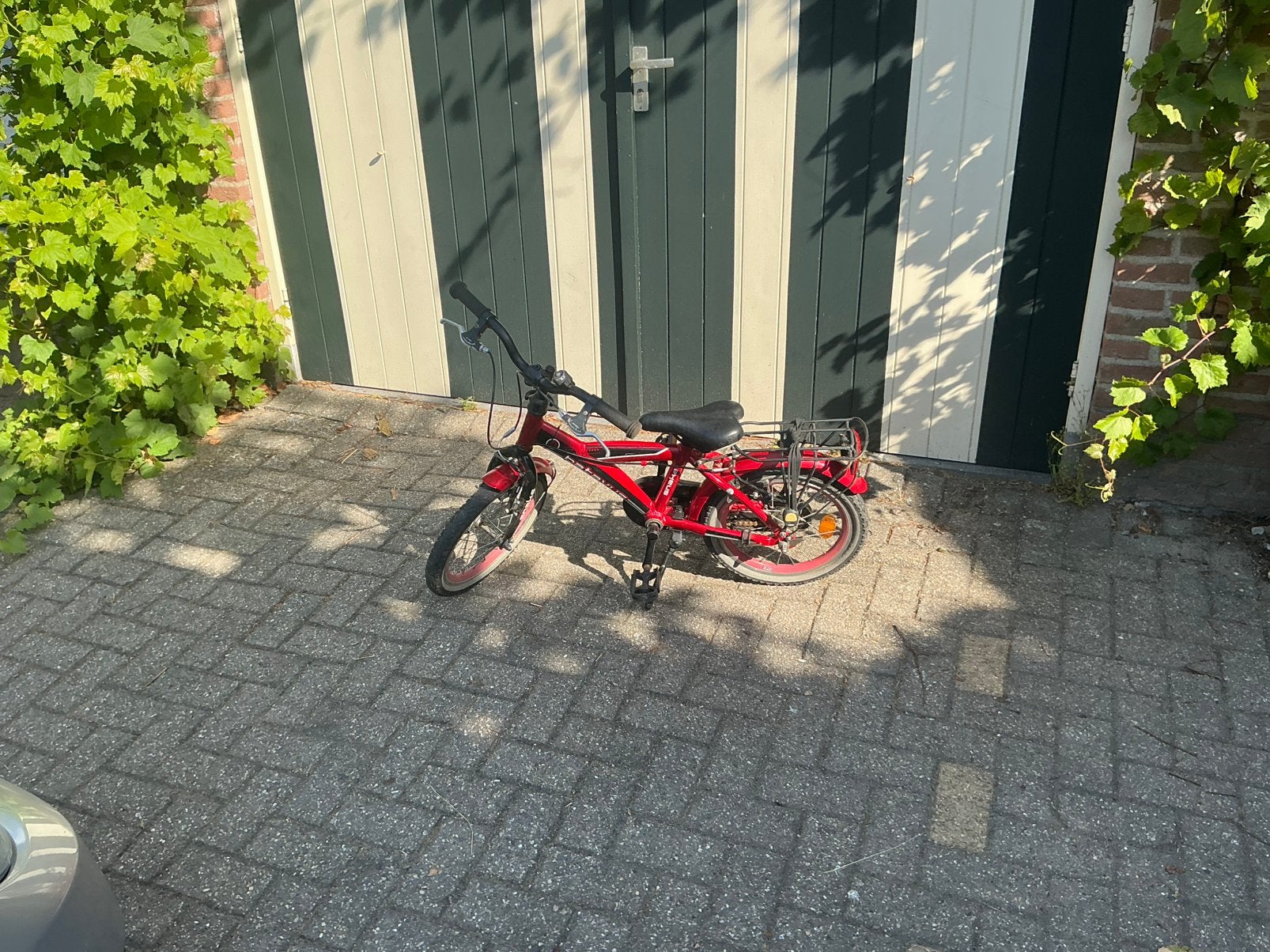 kinderfiets, Fietsen en Brommers, Minibikes, Midibikes en Pitbikes, Ophalen, Zo goed als nieuw, Velgrem, Overige typen