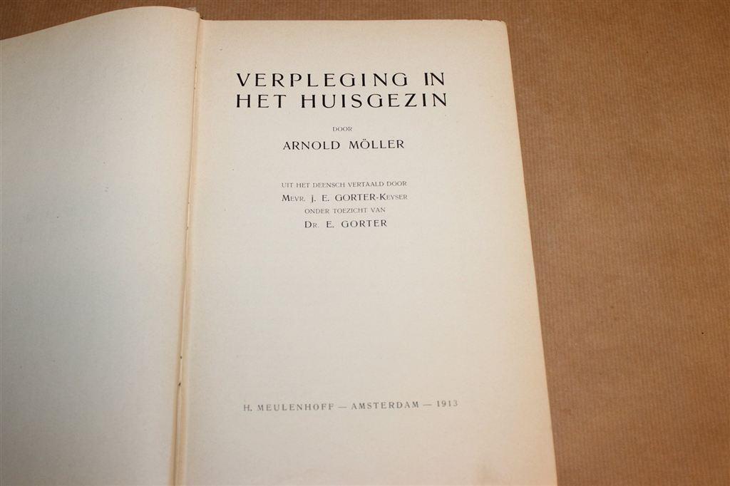 Verpleging in het Huisgezin — Medische Gids, Antiek 1913, Ophalen of Verzenden