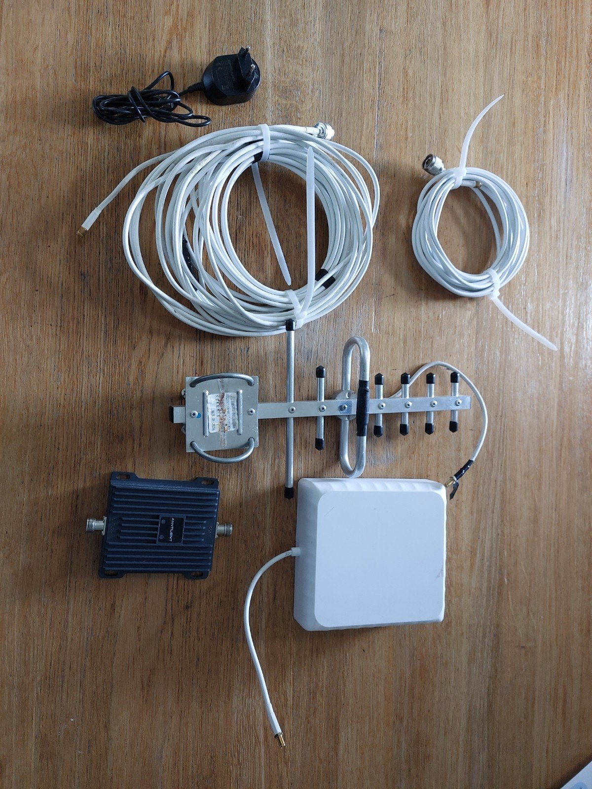 ANNTLENT Mobiele Telefoon Signaal Versterker Kit, Ophalen of Verzenden, Zo goed als nieuw, Antenne