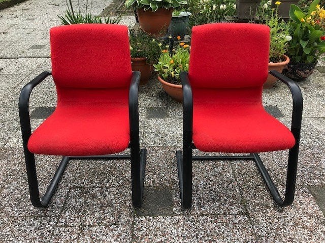 2 kantoor stoelen merk comforto, Ophalen, Gebruikt, Zwart