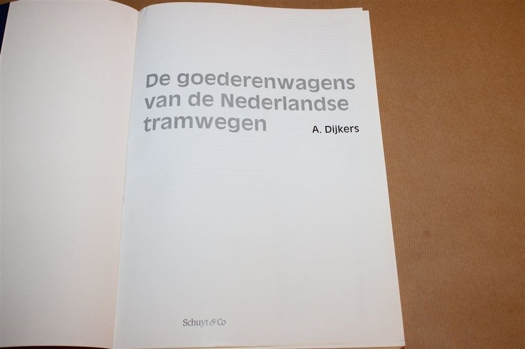 Goederenwagens Nederlandse Tramwegen — NVBS, Groot Formaat, Ophalen of Verzenden, Gelezen, Tractor en Landbouw