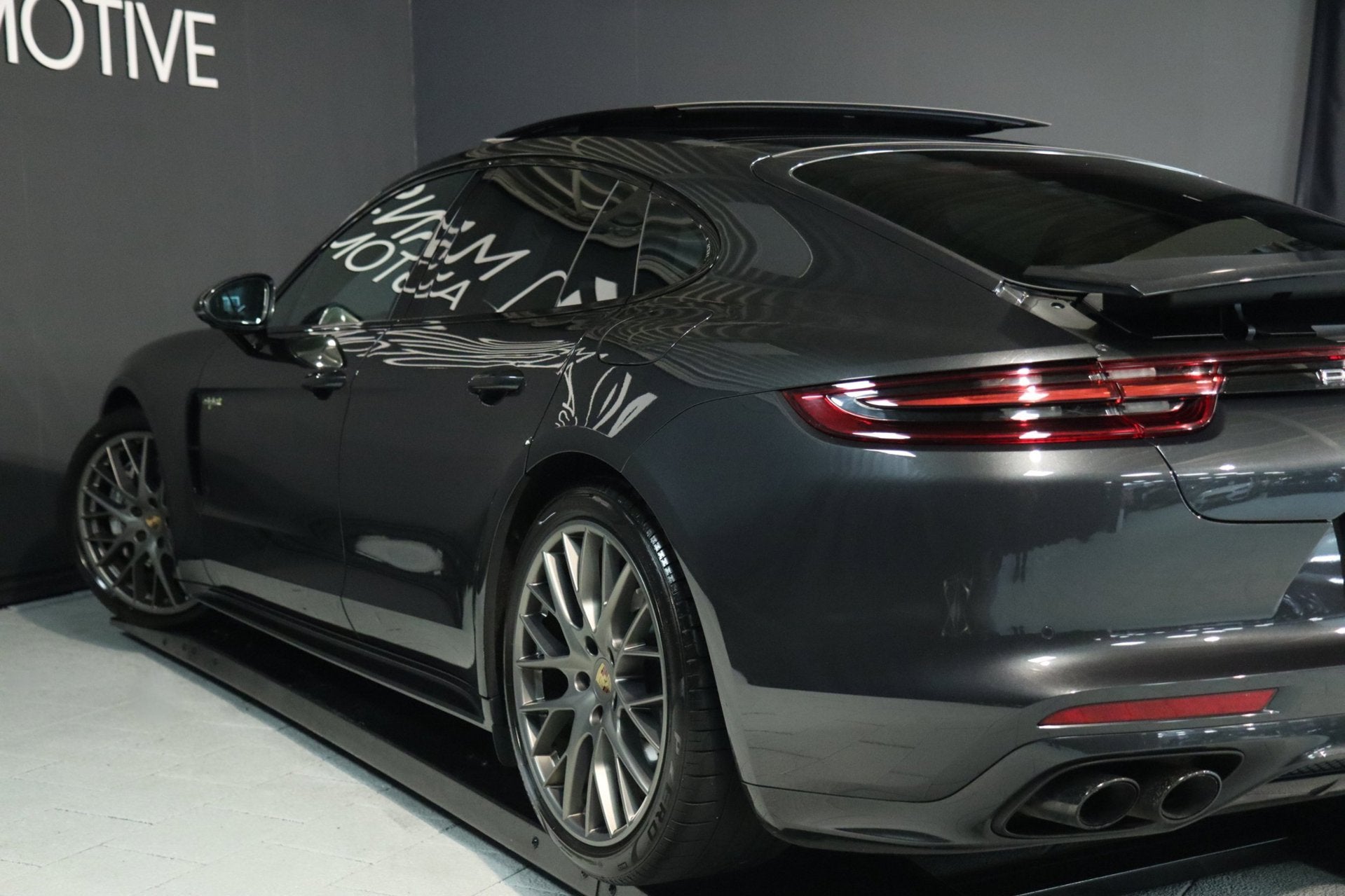 Porsche Panamera Porsche Panamera 2.9 4 E-Hybrid / PANO / BO, 14 kWh, Gebruikt, 462 pk, 4 stoelen