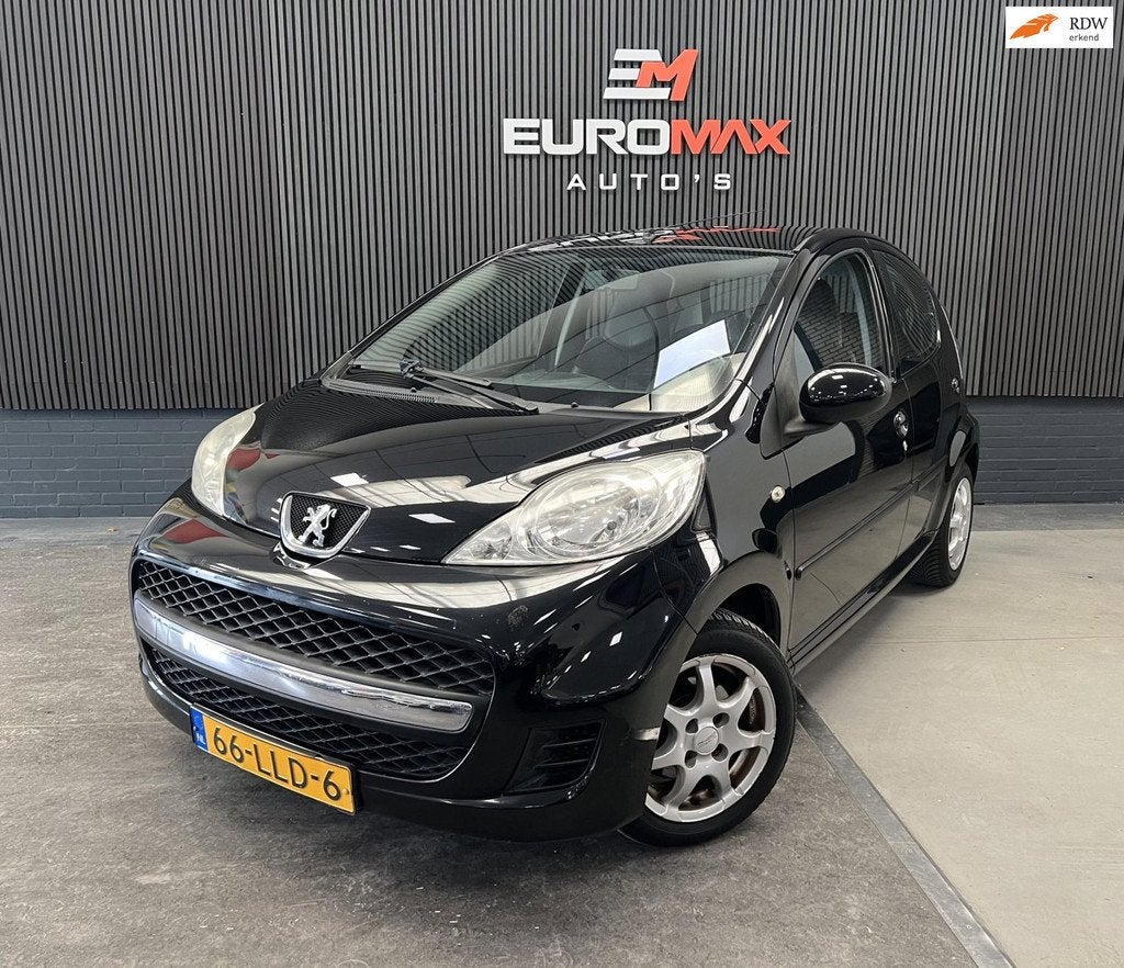 Peugeot 107 1.0-12V XS - NAP - Airco - Zuinig, Voorwielaandrijving, Gebruikt, Zwart, 4 stoelen