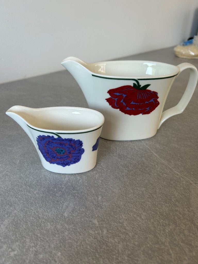 Arabia Illusia servies sauskom en melkkannetje, Ophalen, Arabia, Zo goed als nieuw, Kom(men)