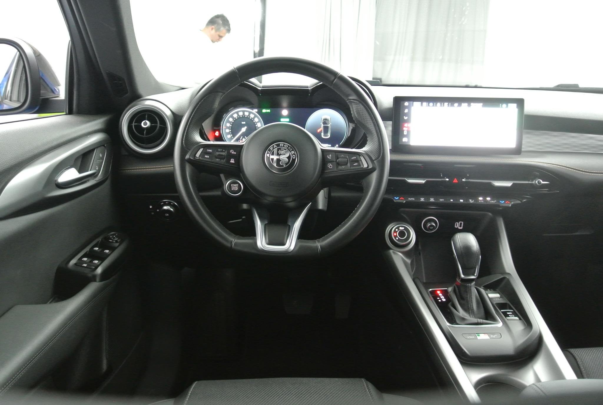 Alfa Romeo Tonale 1.3T PHEV 280pk Ti | Navigatie | Carplay/A, Automaat, Stof, 4 cilinders, Plug-in hybride