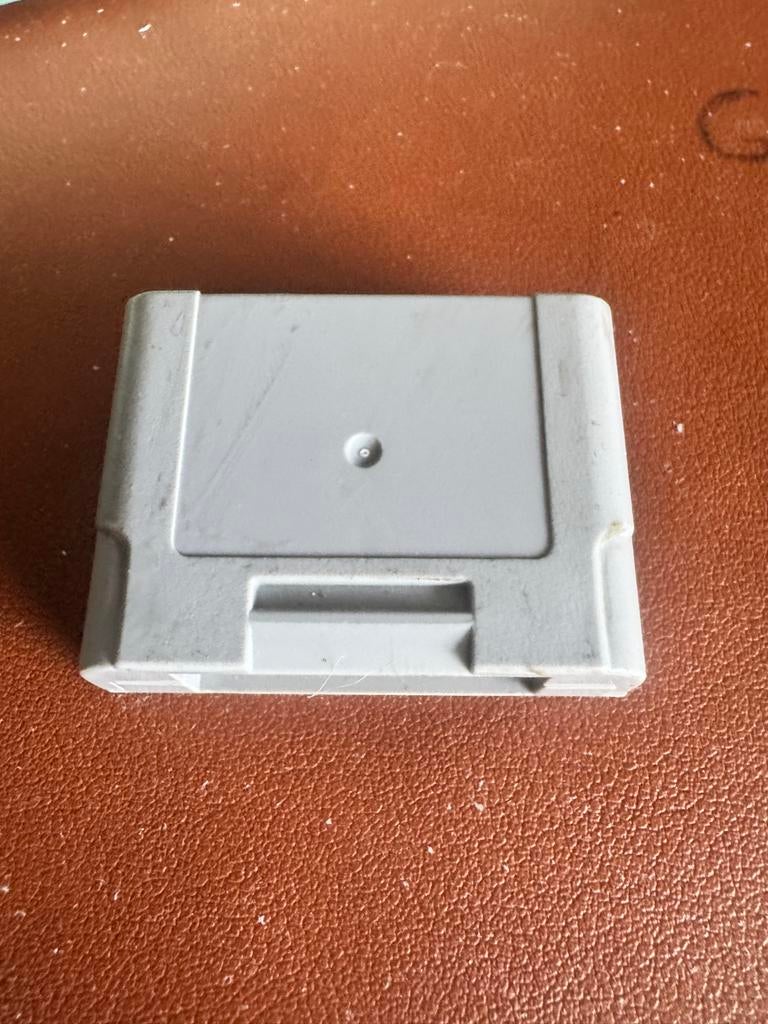 Nintendo 64 Controller Pak (NUS-004), Spelcomputers en Games, Spelcomputers | Nintendo Consoles | Accessoires, Gebruikt, Nintendo 64