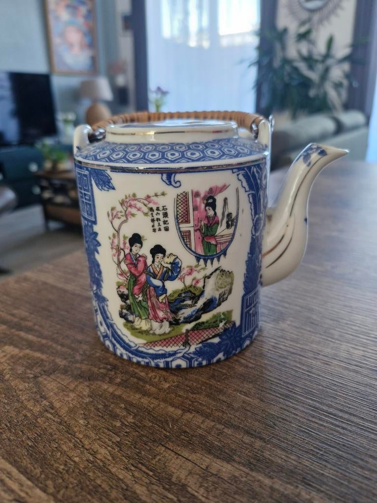 Familie Rose Chinees theepotje, Overige typen, Ophalen of Verzenden, Zo goed als nieuw, Overige stijlen