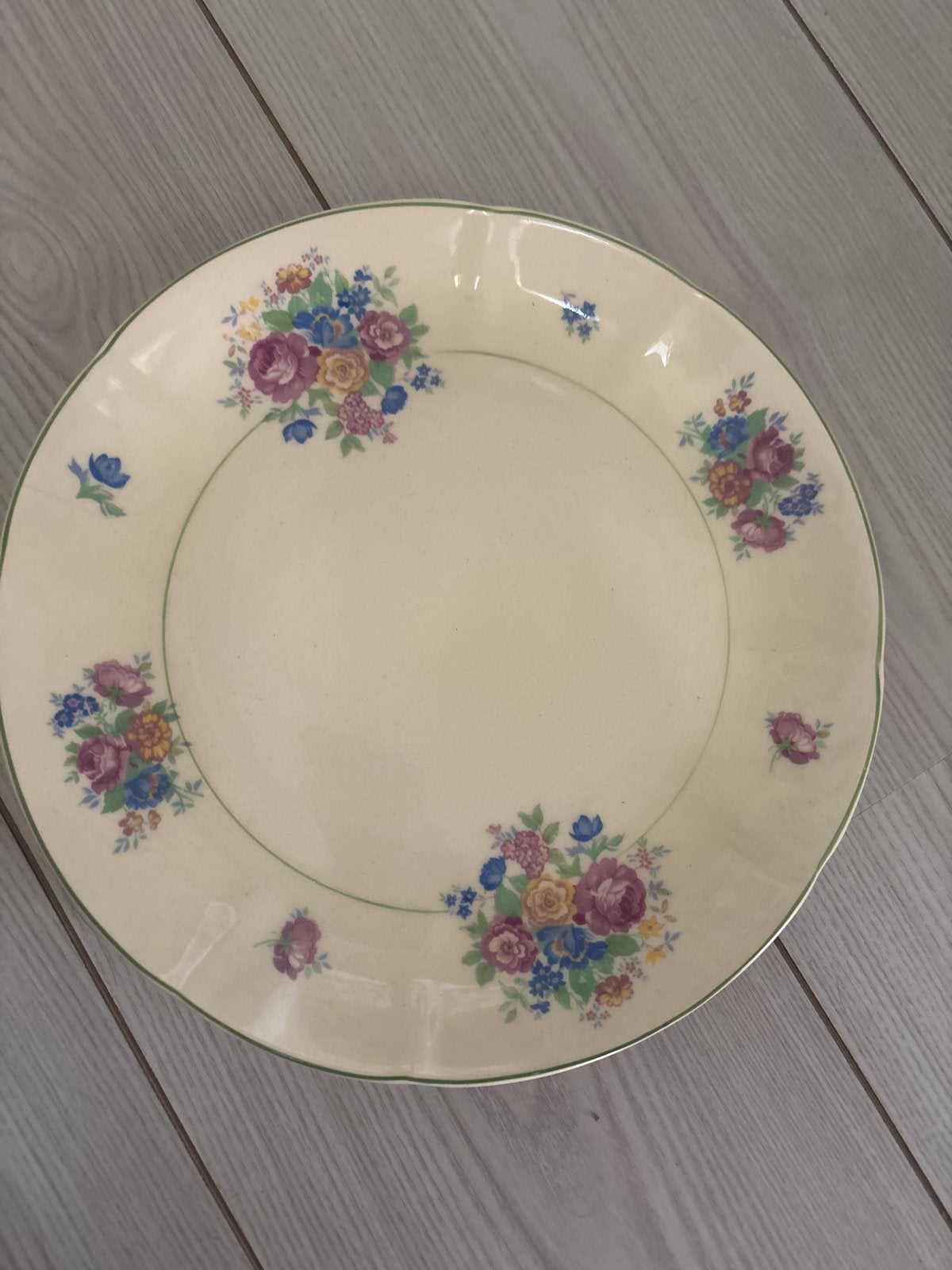 Vintage platteel bord met bloemmotiefje, Ophalen