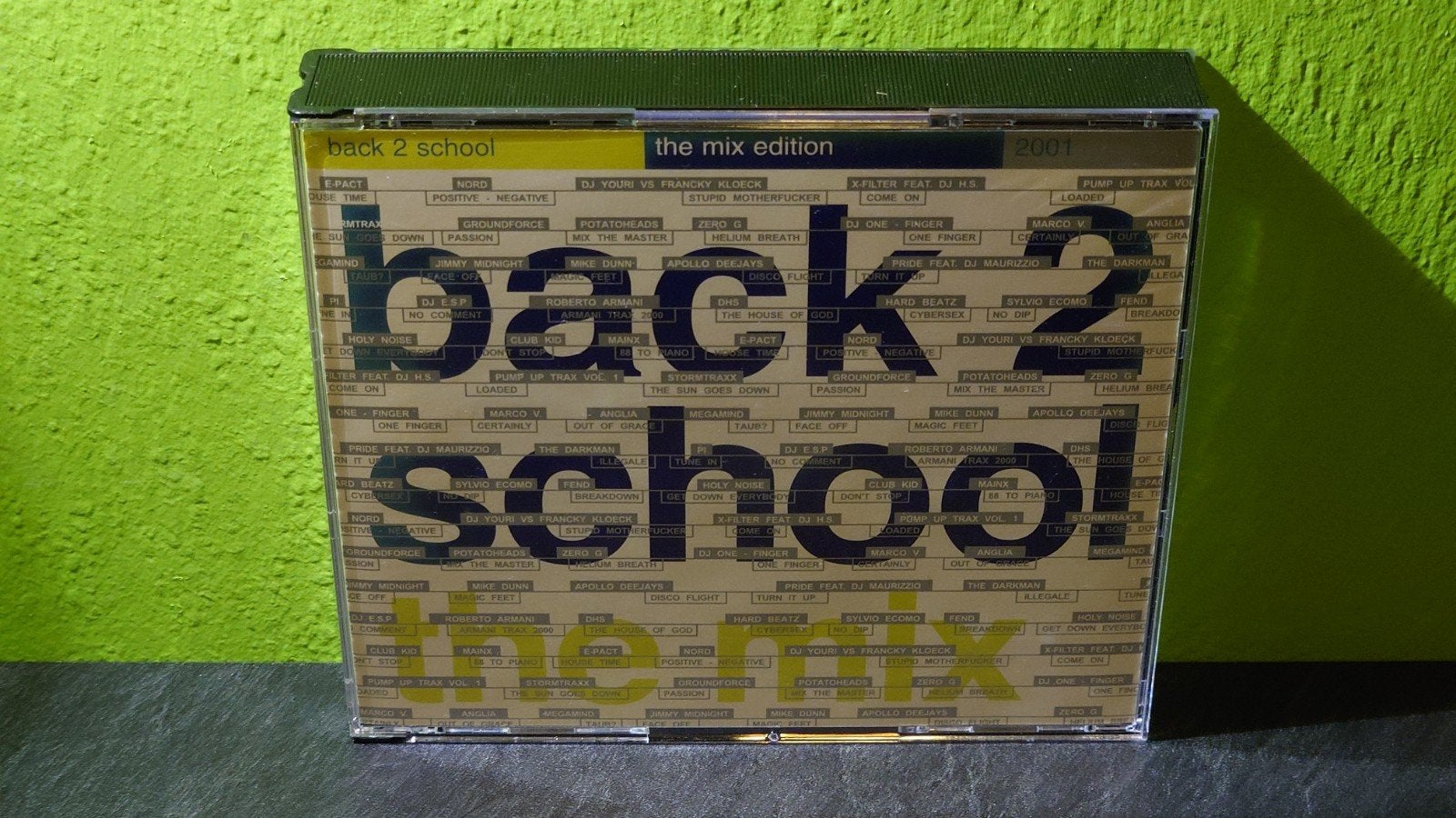 Back 2 School - Mix Edition - Megarave MR025 - 2001, Gebruikt, House, Inclusief doosje, Overige typen