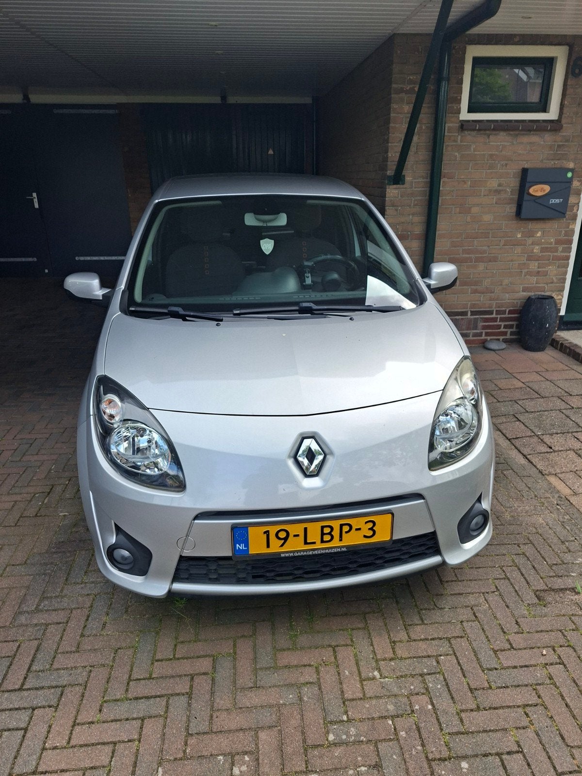 Renault Twingo 1.2 16V Quickshift 2010 Grijs, 4 cilinders, 4 stoelen, 923 kg, Origineel Nederlands