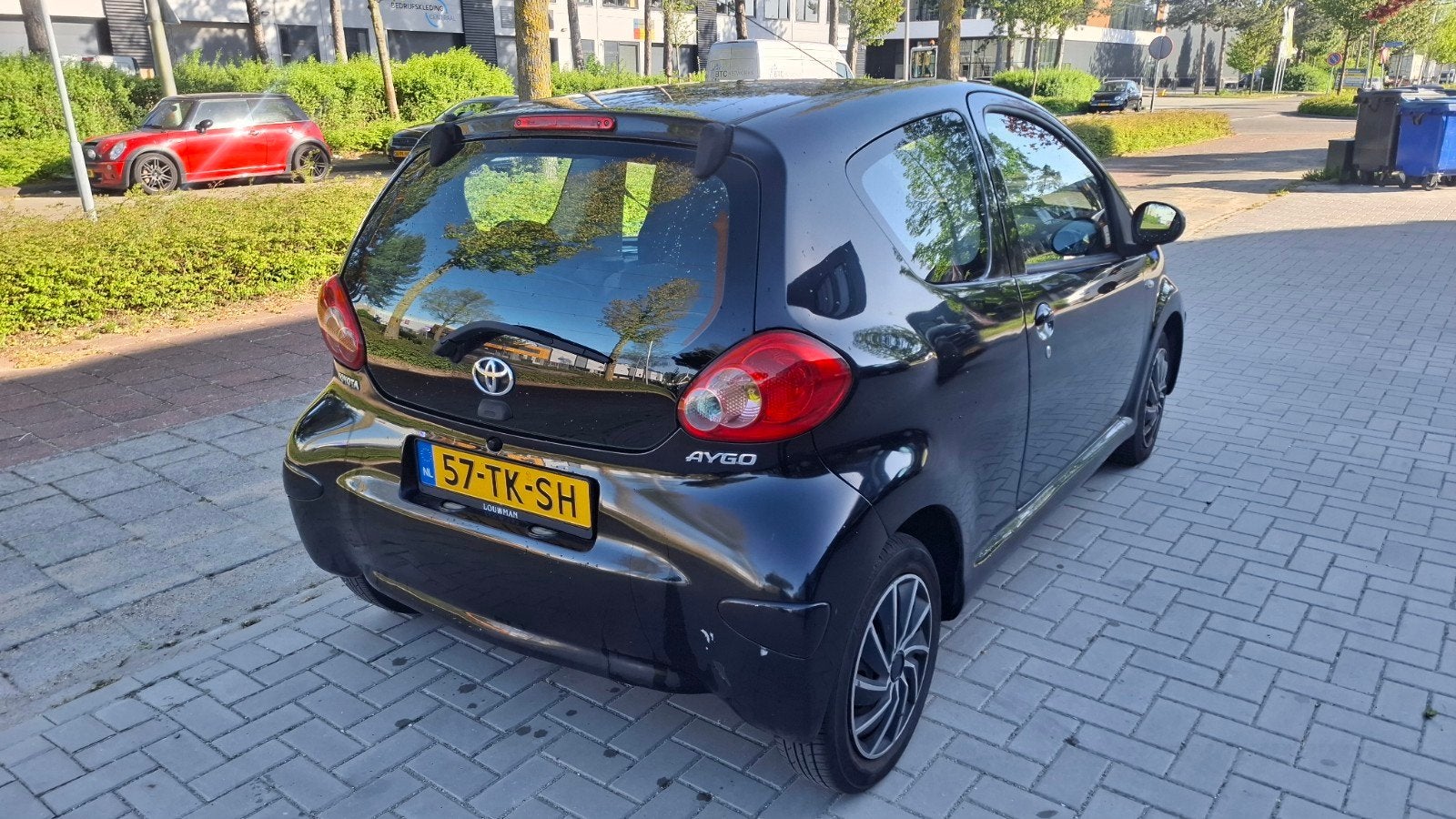 Toyota Aygo 1.0 12V Vvt-i 3DRS MMT 2006 Zwart, Auto's, Toyota, Voorwielaandrijving, 4 stoelen, Origineel Nederlands, Handgeschakeld