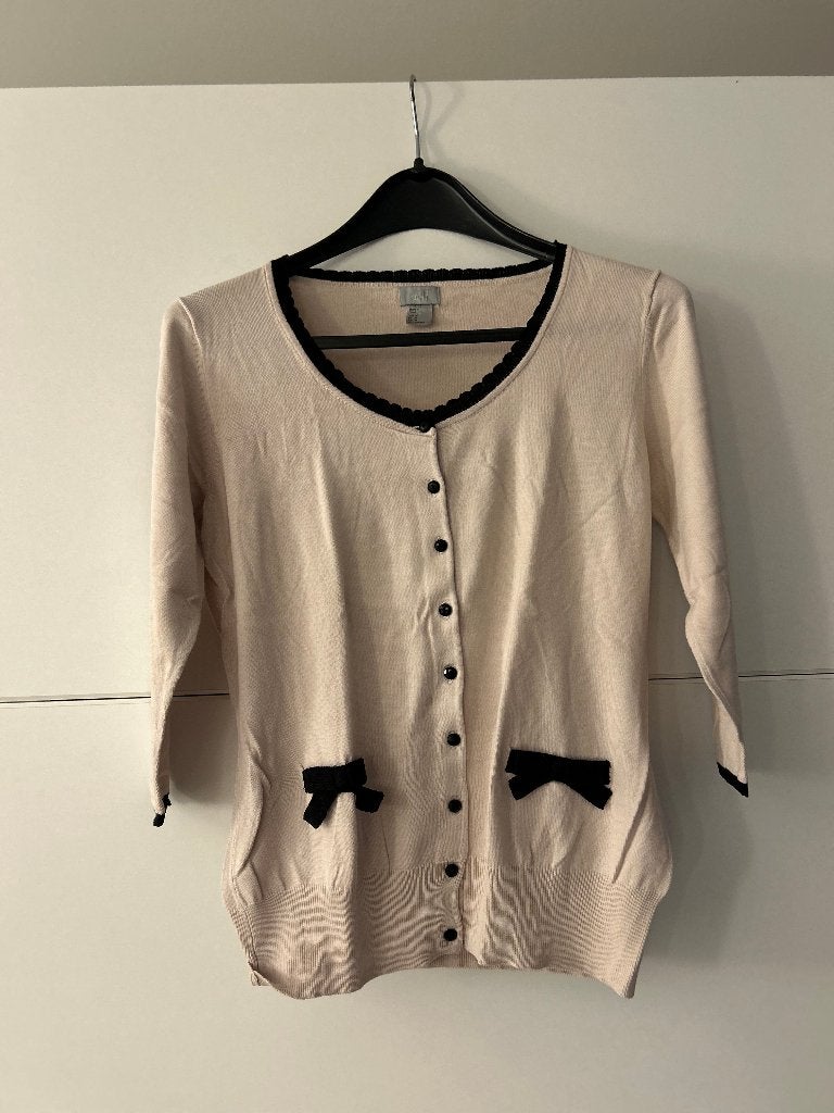 H&M ecru gilet met strikjes, Maat 38/40 (M), Beige, Ophalen of Verzenden, Zo goed als nieuw