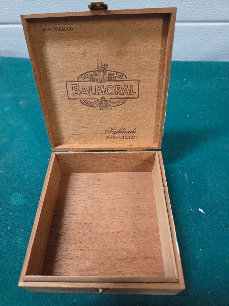 sigarenkist balmoral, van hout, Ophalen of Verzenden, 'T Olde Gre-j, Info@toldegrej.nl, Endepoelstraat 20f Didam
