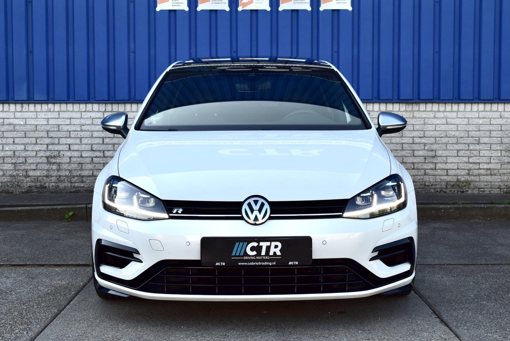 Volkswagen Golf 2.0 R 4motion 310pk Pano Dynaudio DSG, Auto's, Automaat, Gebruikt, Euro 6, 4 cilinders