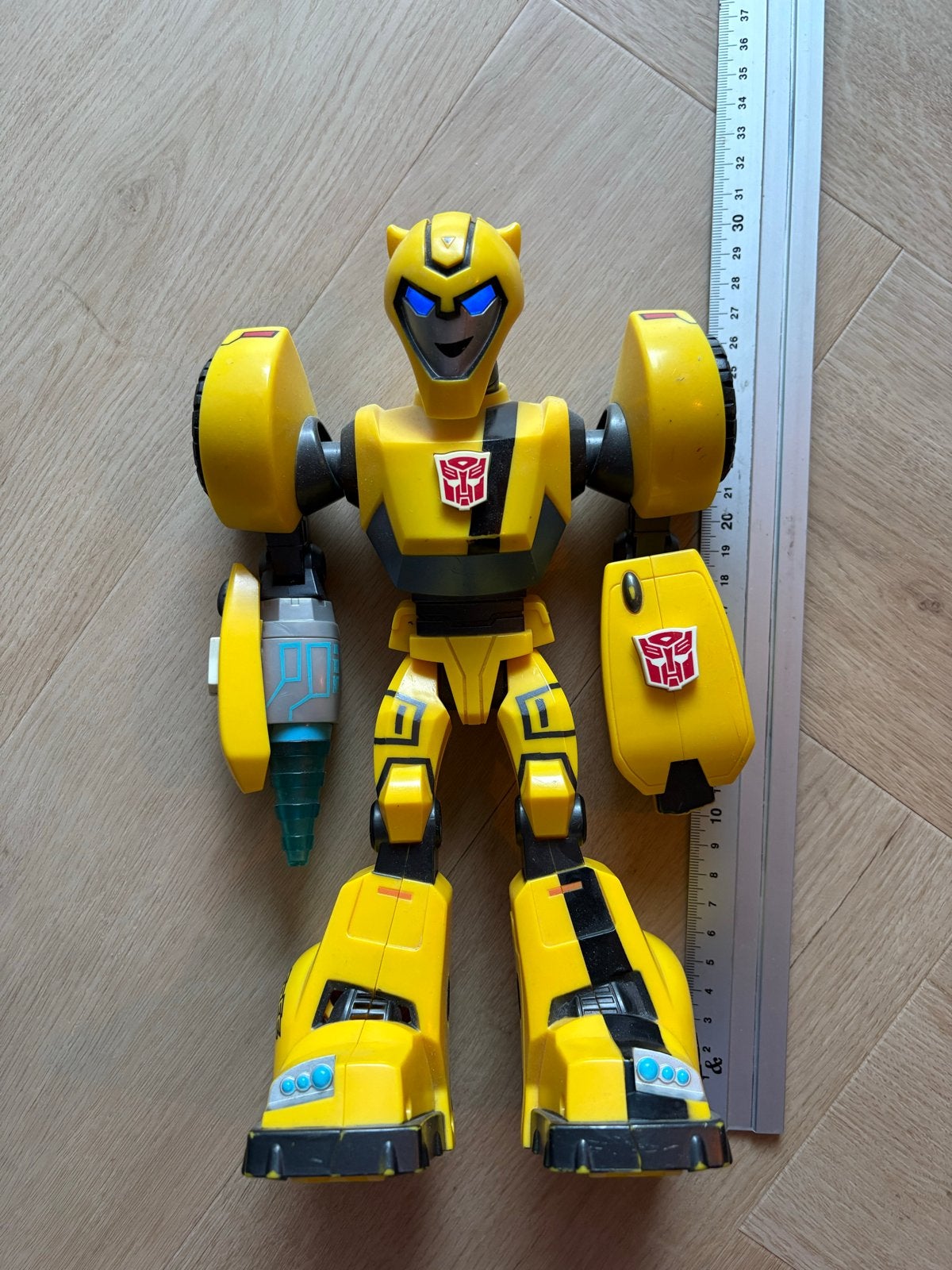 Transformers Bumblebee actiefiguur met licht en geluid, Verzenden, Gebruikt