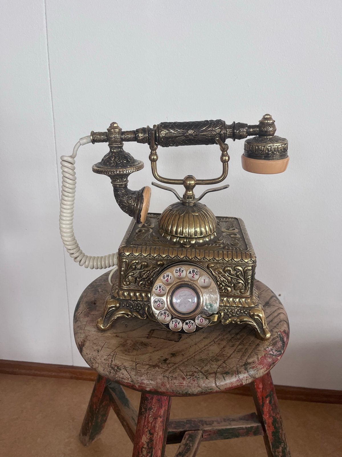 Decoratieve Antieke Telefoon - Niet Getest, Ophalen