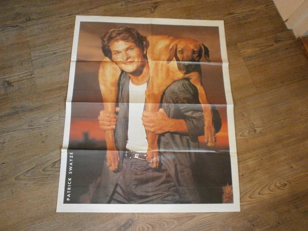 leuke xl poster jr 80 Patrick Swayze / film Dick Tracy., Verzenden, Zo goed als nieuw, A1 t/m A3, Film en Tv