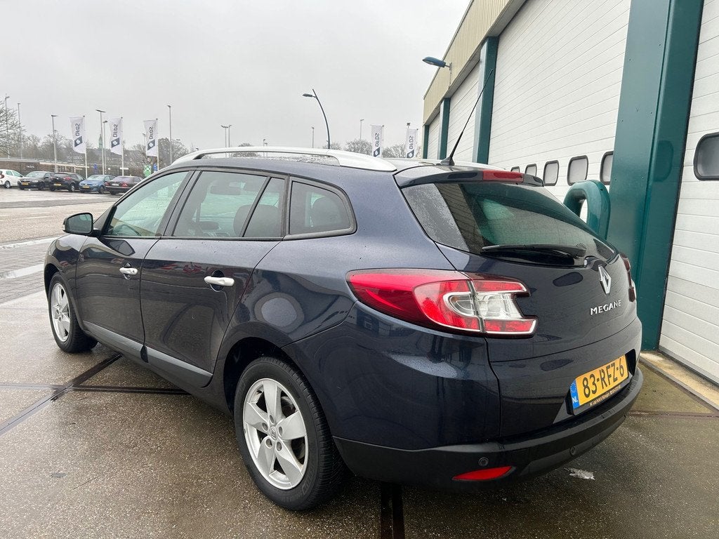 Renault Mégane Estate 2.0 Dynamique Automaat !, Euro 5, Gebruikt, Zwart, 4 cilinders