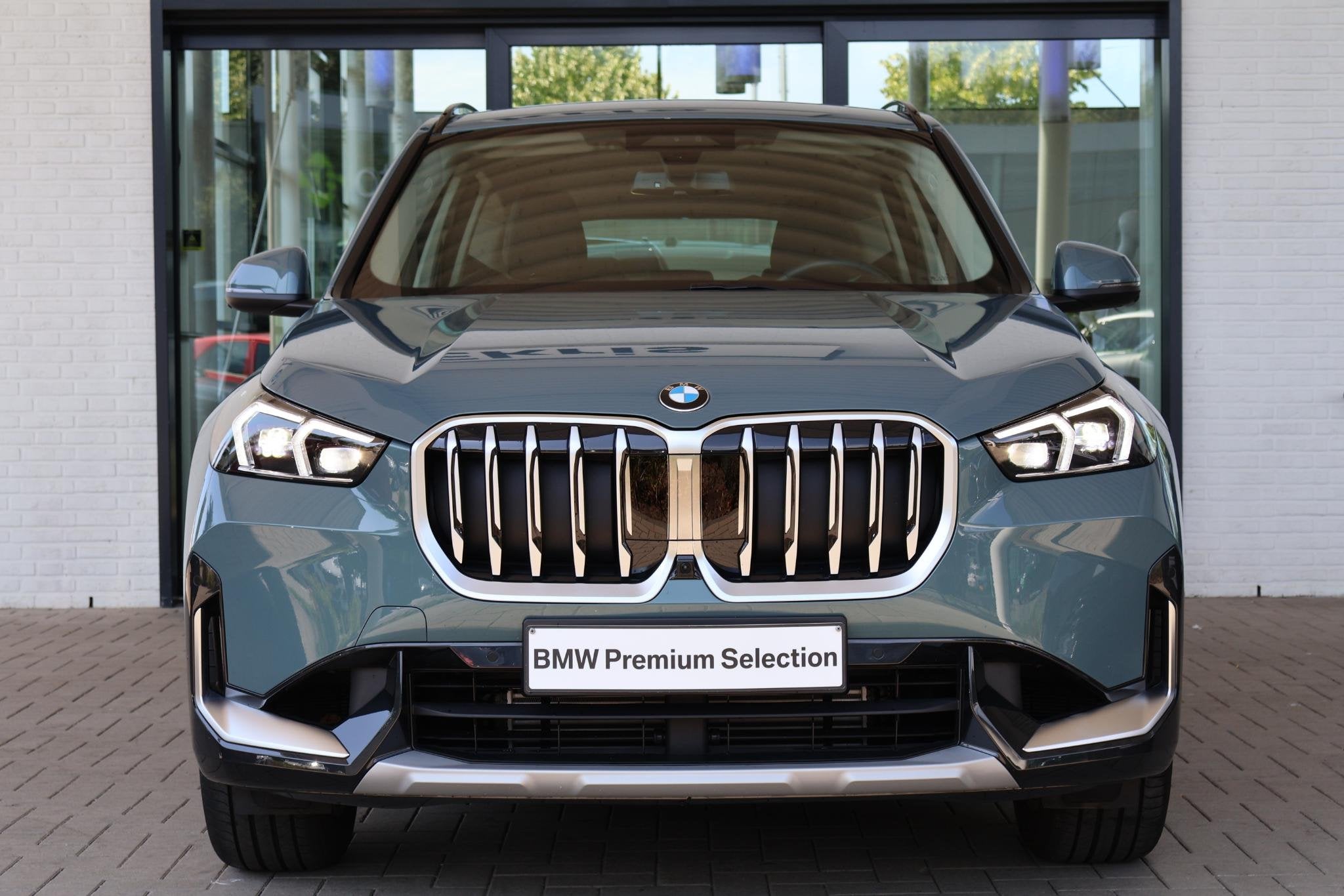 BMW X1 xDrive23i | xLine | Trekhaak Elektrisch | Massage | H, Auto's, BMW, 1998 cc, Gebruikt, 4 cilinders, Bedrijf