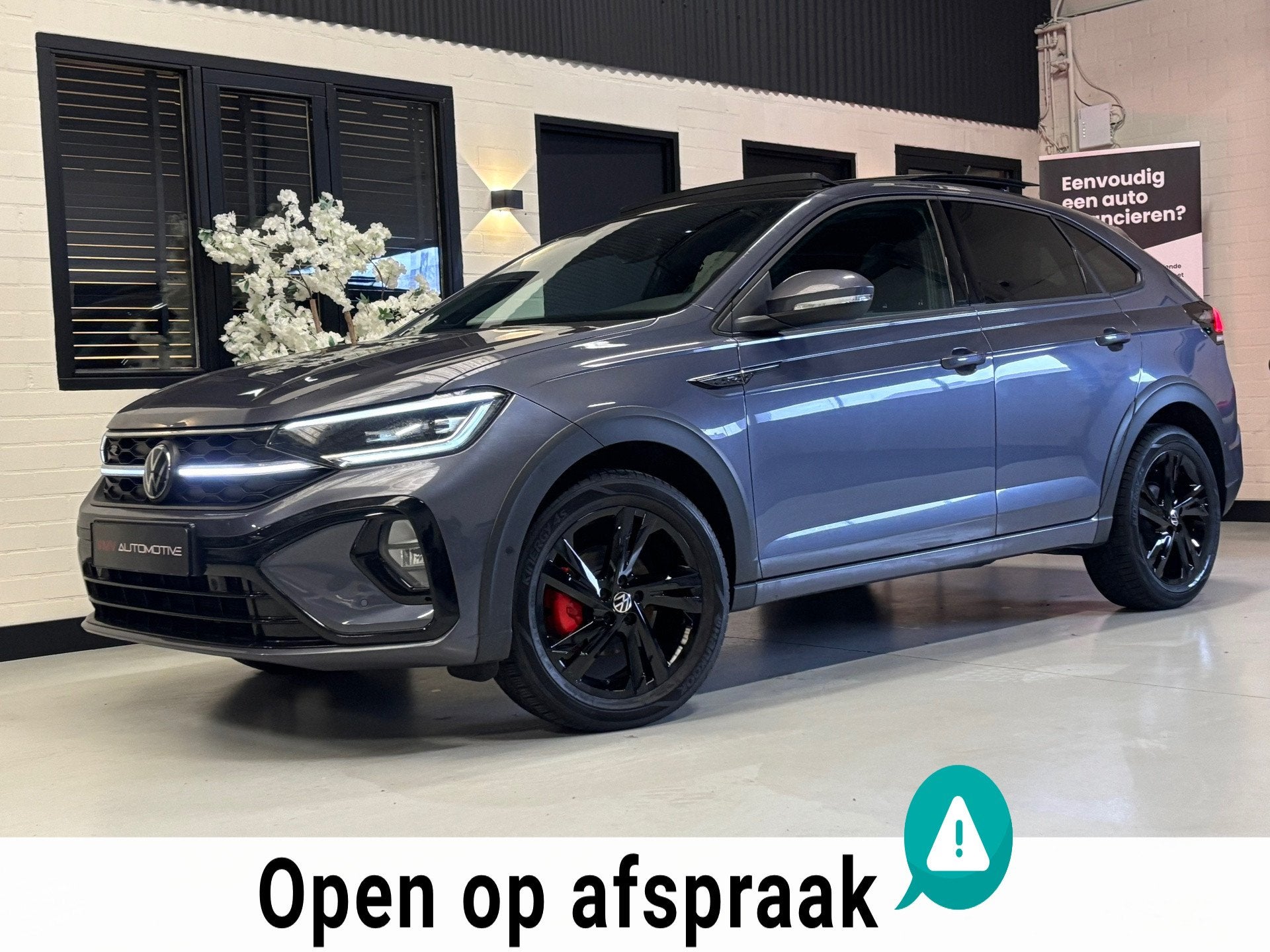 Volkswagen Taigo 1.5 TSI R-Line Cam|Pano|Beats|IQ-light|Ledb, Dealer onderhouden, Stof, Zwart, 4 cilinders