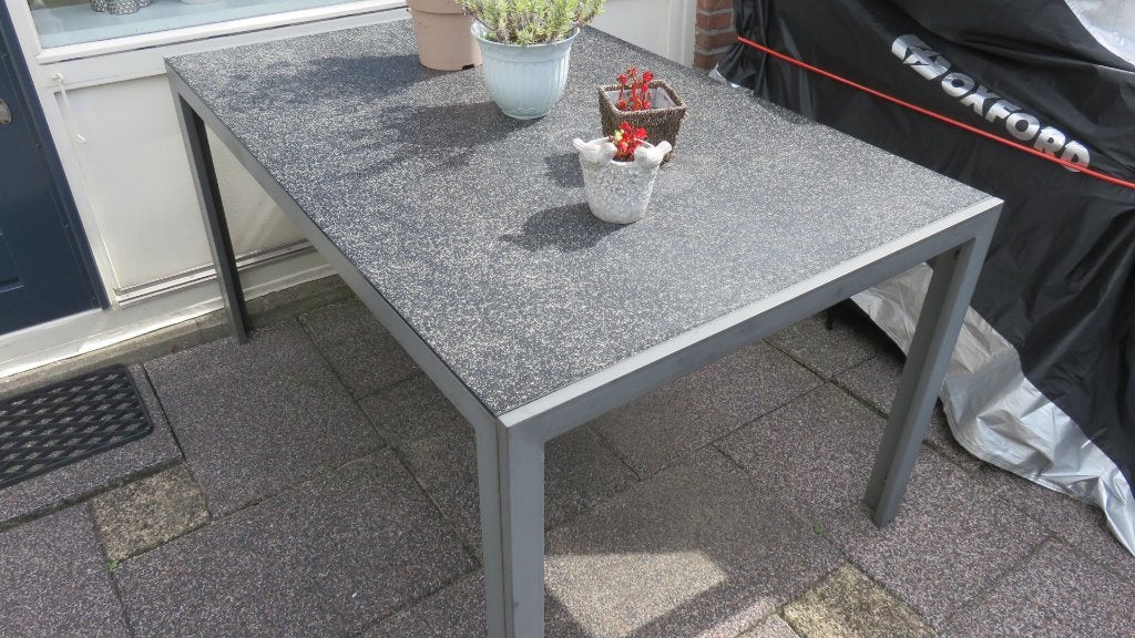 Moderne Tuintafel 140x92 met glasplaat, Ophalen, Gebruikt, Rechthoekig, Metaal