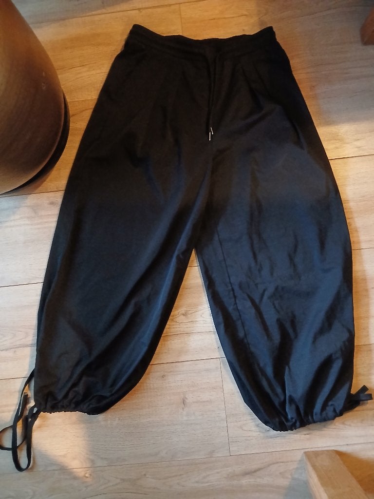 Zwarte baggy broek maat XL, Kleding | Heren, Ophalen of Verzenden, Gedragen, Maat 56/58 (XL), Zwart
