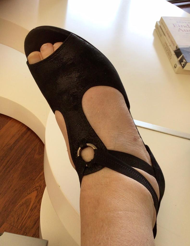 Gabor nieuwe zomerschoenen, Schoenen met lage hakken, Zwart, Nieuw, Ophalen of Verzenden