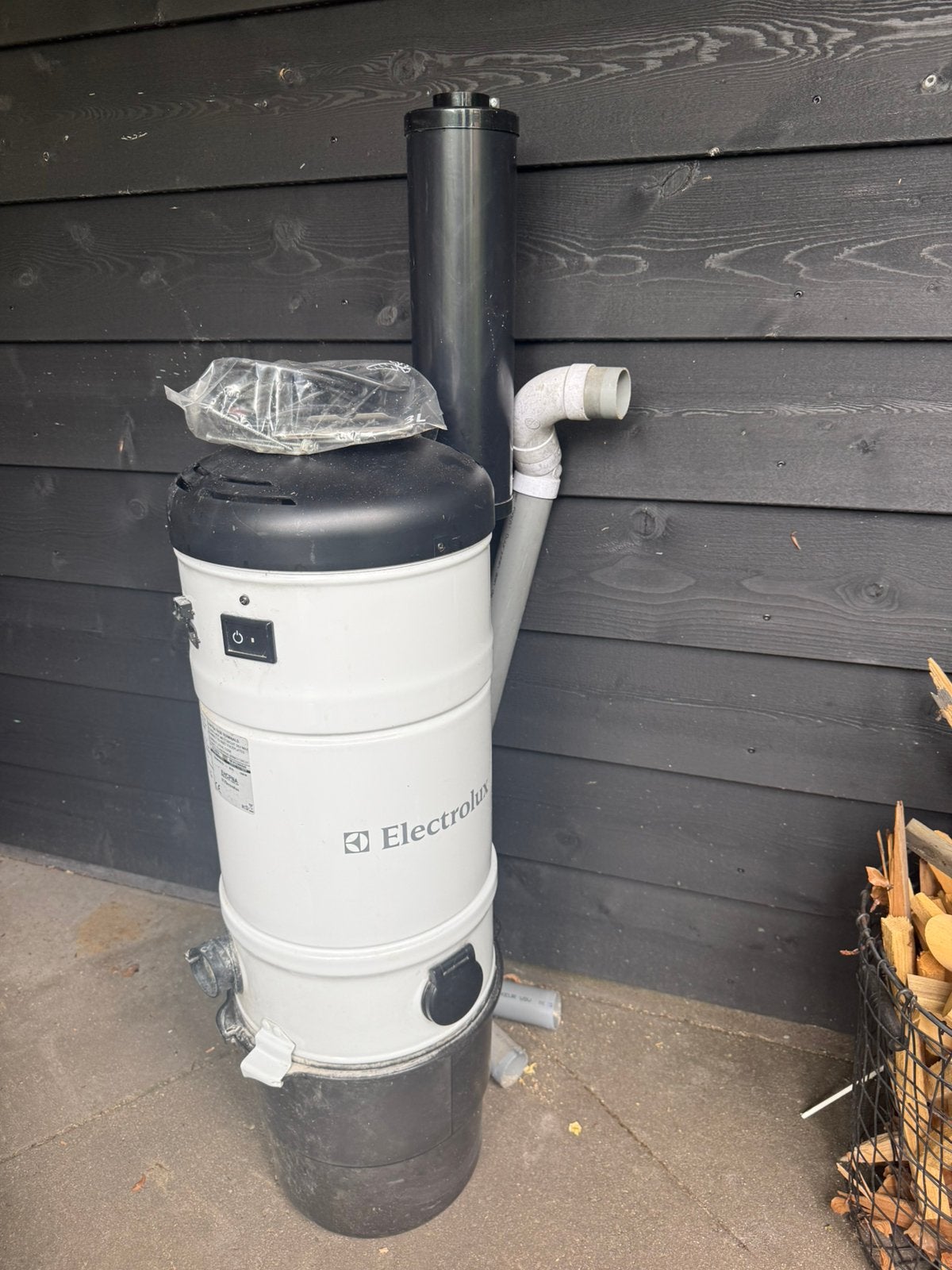 Electrolux Centrale Stofzuiger SC325EA – 1550W – Goede staat, Witgoed en Apparatuur, Stofzuigers, Ophalen, Overige typen, Zo goed als nieuw