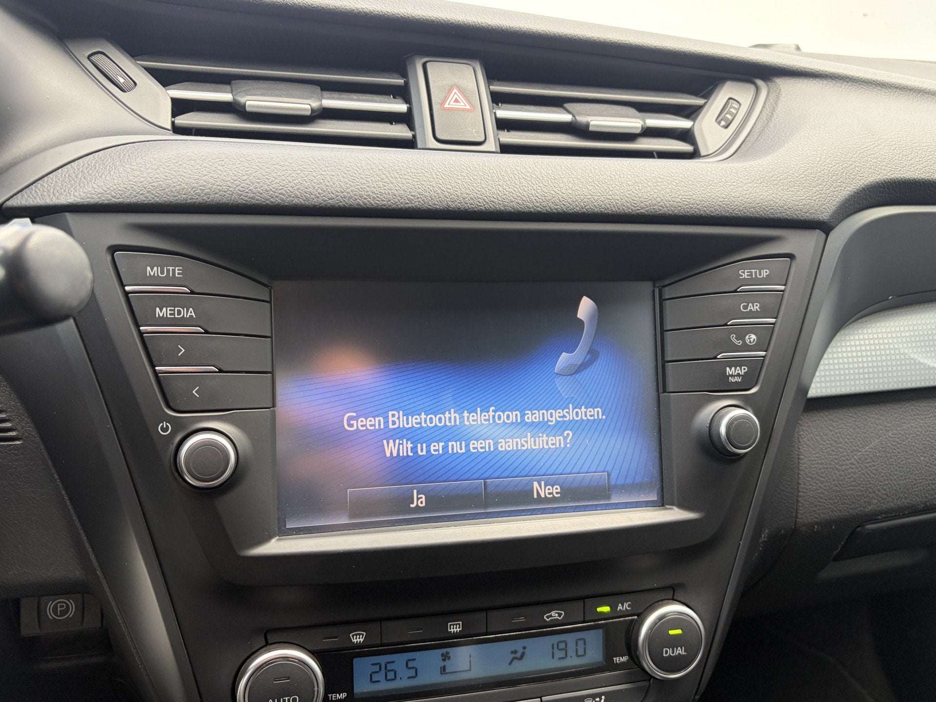 Foto 7 van Toyota Avensis Touring Sports 1.8 VVT-i Lease Pro Automaat T