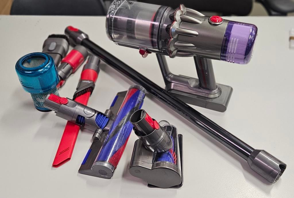 Dyson v12, Overige typen, Refurbished, Ophalen of Verzenden, Minder dan 1200 watt