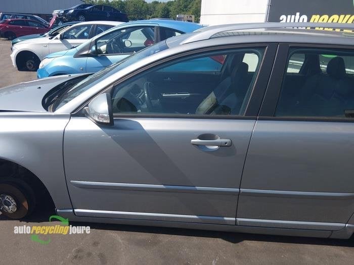 Portier 4Deurs links-voor van een Volvo V50 (47700), Gebruikt, -, Deur, -
