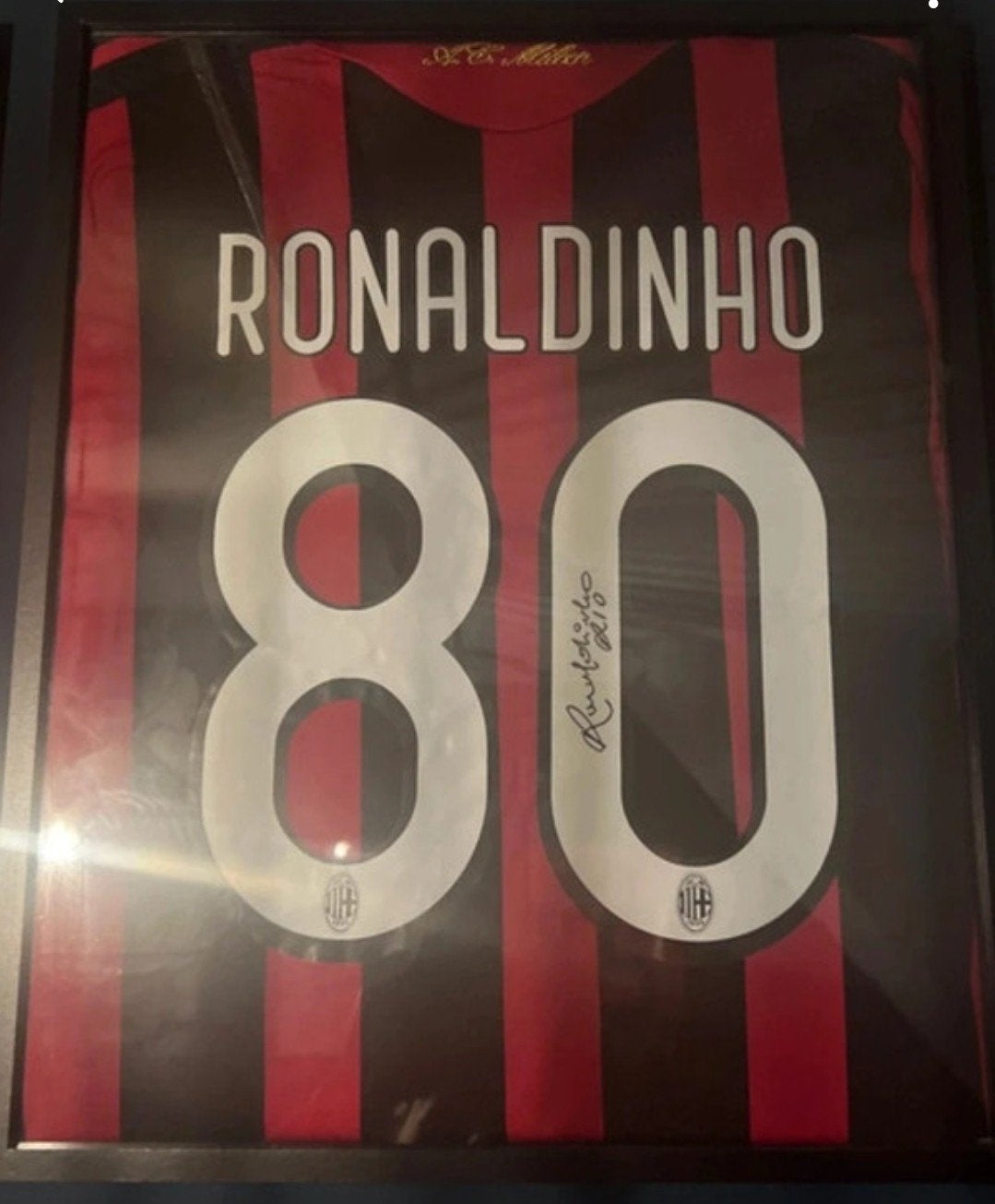 Gesigneerd Ronaldinho AC Milan shirt - Ingelijst, Ophalen of Verzenden, Zo goed als nieuw, Buitenlandse clubs, Shirt