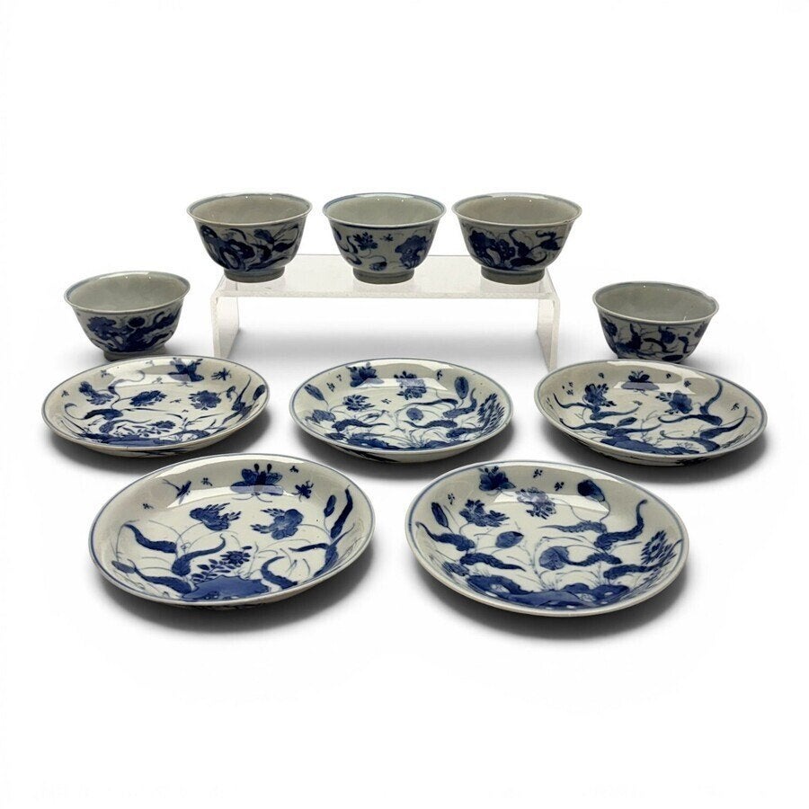 Vijf blauw-witte kop en schotels, Kangxi periode, Antiek en Kunst, Ophalen of Verzenden