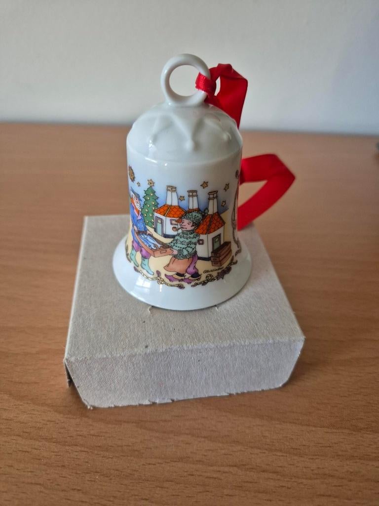 Kerstklokje Hutschenreuther porselein 1994, Diversen, Kerst, Verzenden, Nieuw
