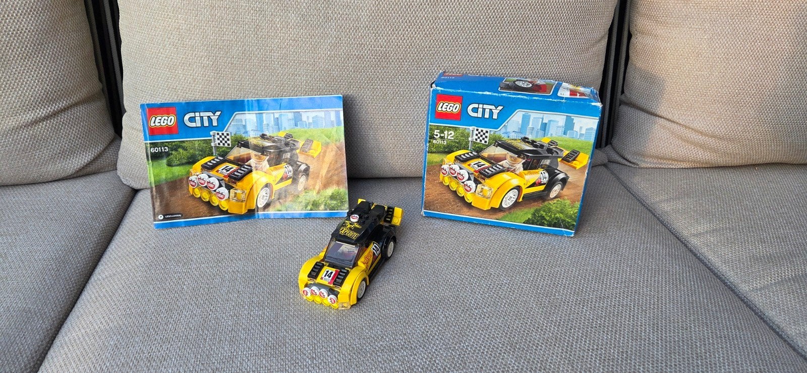 Lego City 60113 rallyauto LET OP finishvlag ontbreekt, Lego, Ophalen of Verzenden, City, Gebruikt