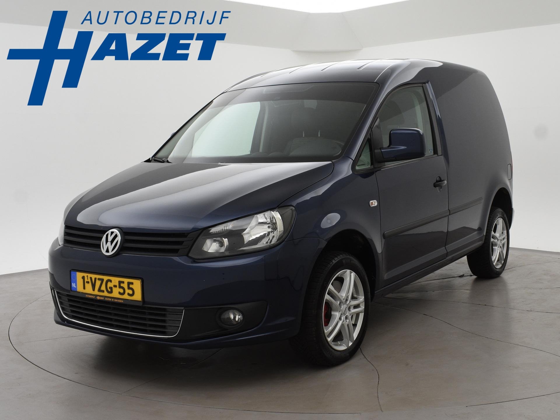 Volkswagen Caddy 2.0 TDI 110 PK 4MOTION + TREKHAAK 1500 KG |, Auto's, Stof, Gebruikt, Zwart, 4 cilinders