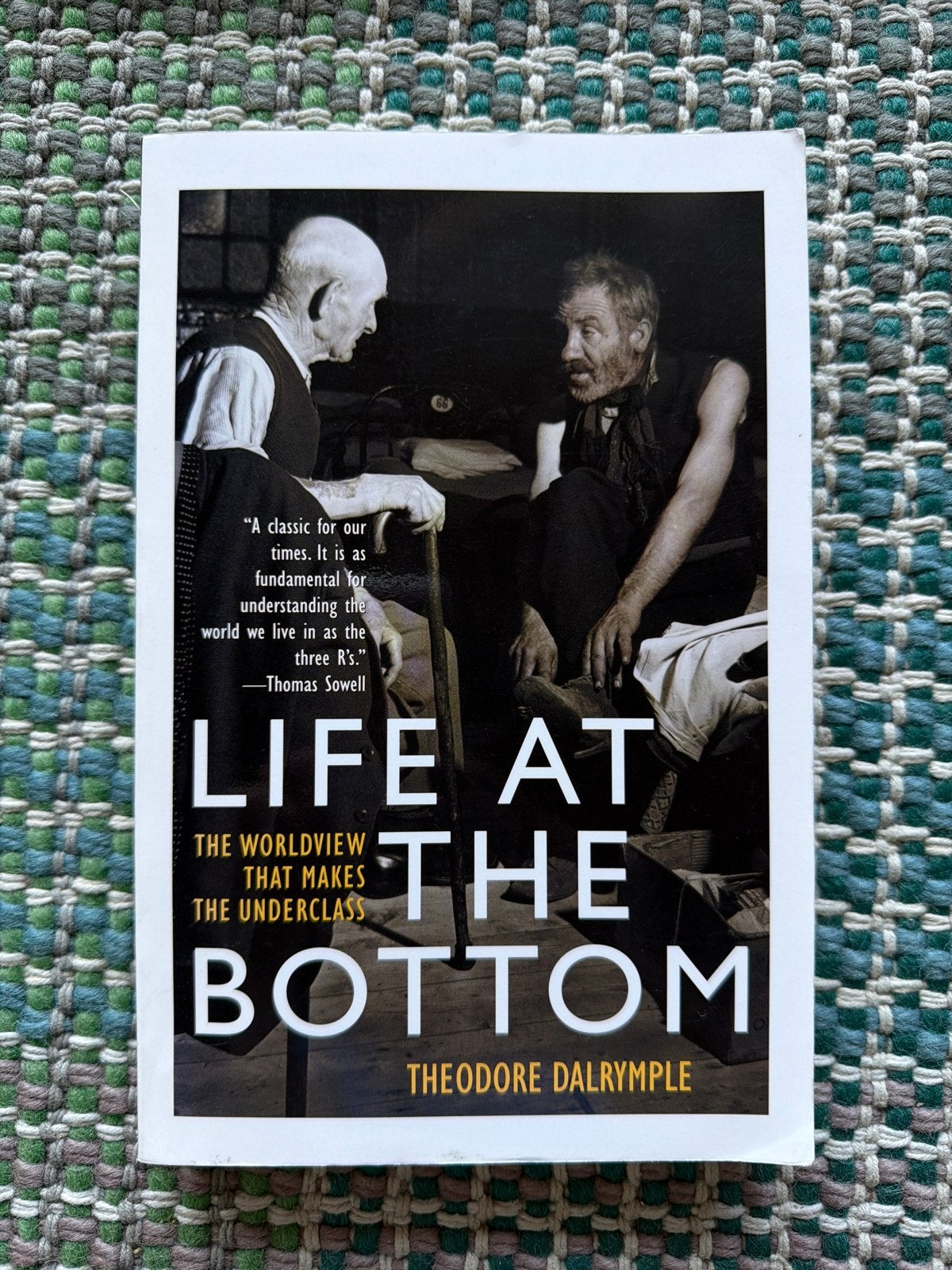 Life at the Bottom - Theodore Dalrymple (Engels), Ophalen of Verzenden, Zo goed als nieuw, Wereld overig