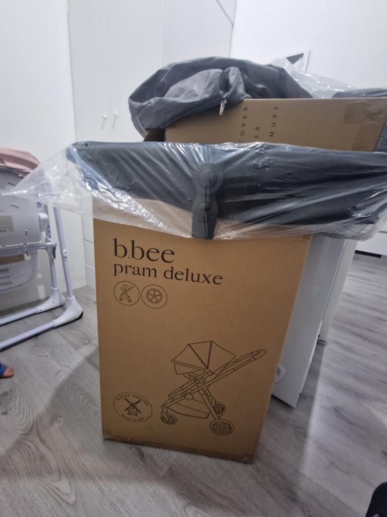 Bbee Pram Deluxe Combiwagen - Zo goed als nieuw, Zo goed als nieuw, Combiwagen, Met reiswieg, Ophalen
