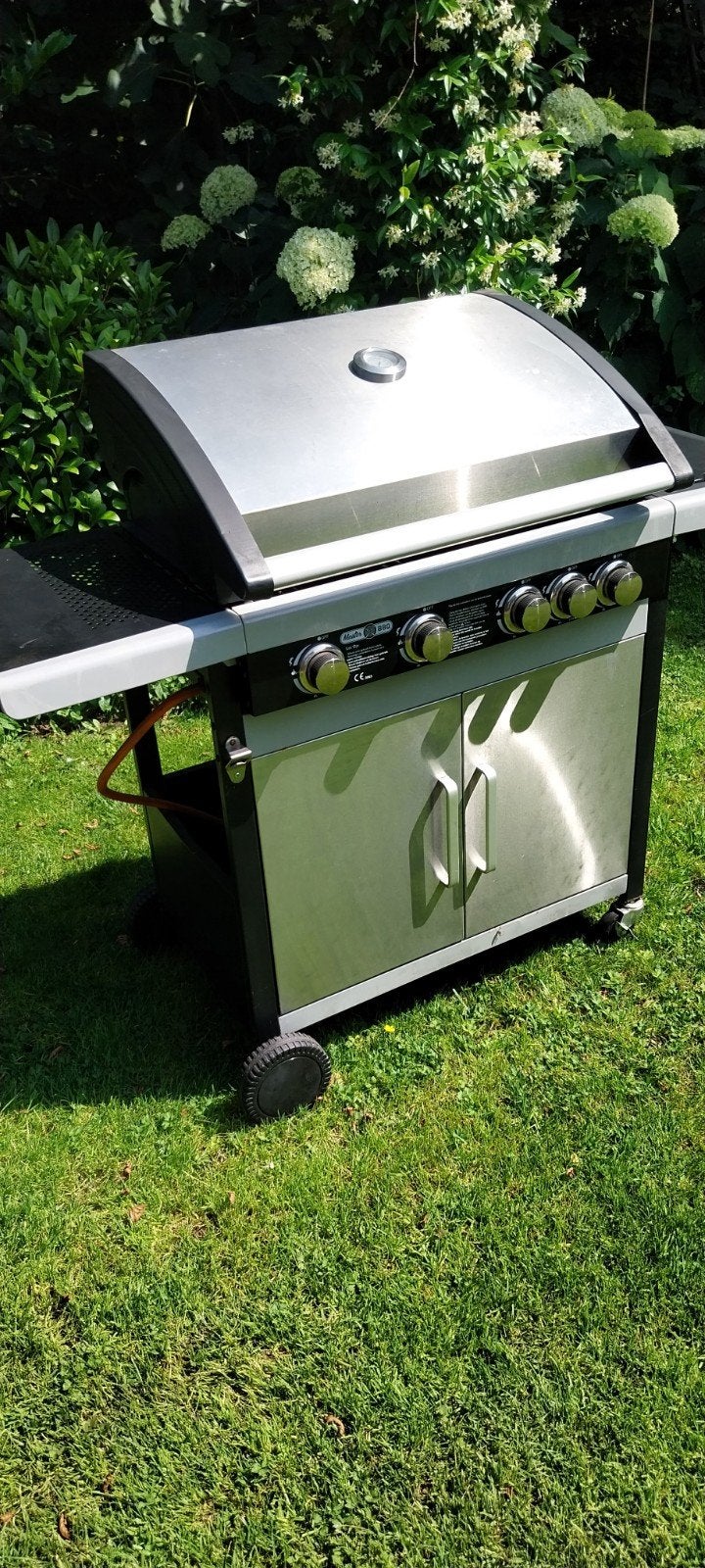 Zo goed als nieuwe 4-pits gas BBQ met kookplaat op wielen, Ophalen of Verzenden, Zo goed als nieuw