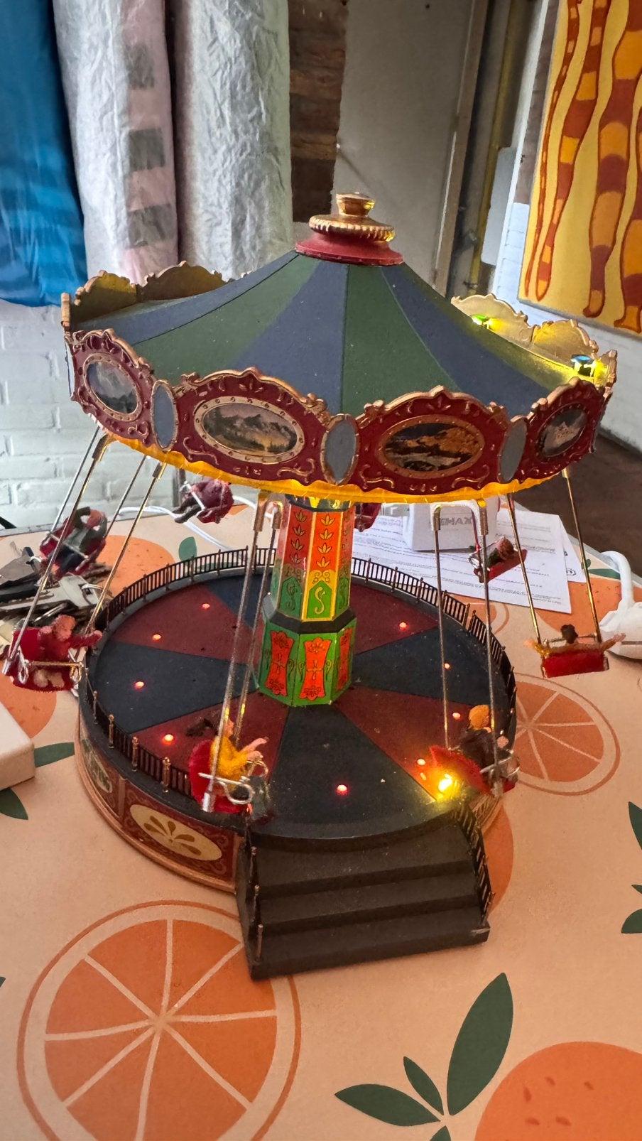 Lemax The Sky Swing #84379 – Carnival – Kerstdorp, Diversen, Ophalen of Verzenden, Gebruikt