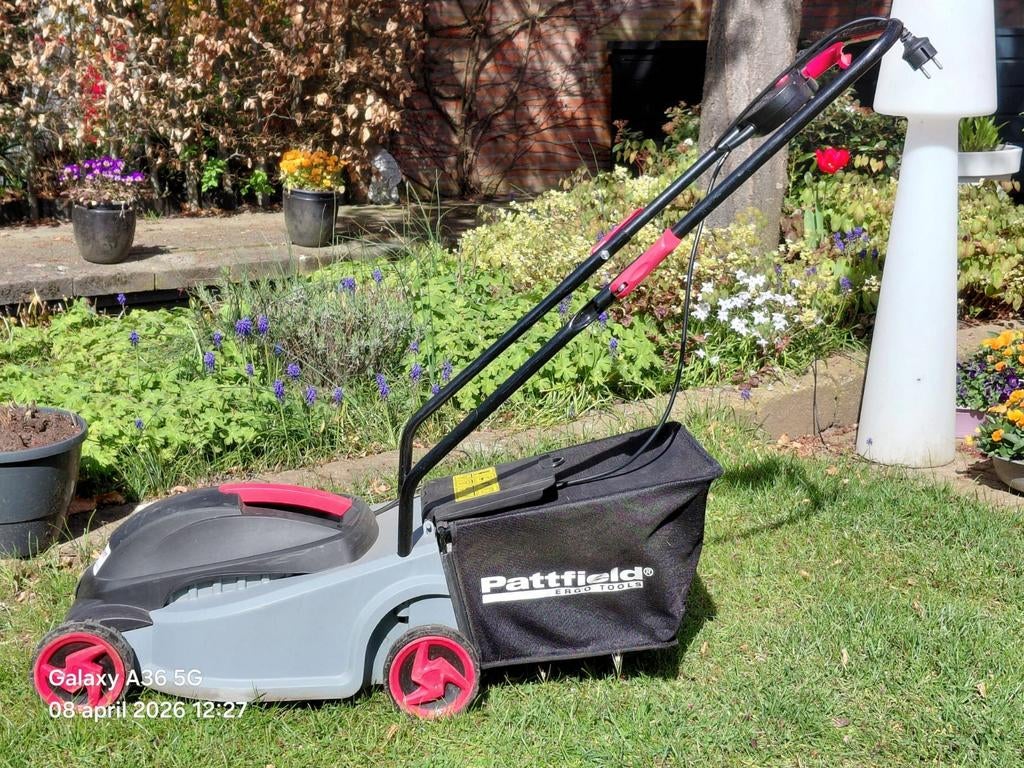 Pattfield Elektrische Grasmaaier met Opvangzak, Tuin en Terras, Ophalen, Cirkelmaaier, Gebruikt, Elektrische grasmaaier