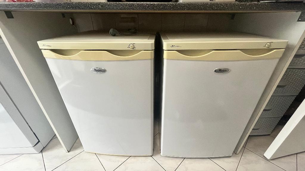 2x Whirpool AFB 601 AP vrieskasten tafelmodel, Witgoed en Apparatuur, Vriezers en Diepvrieskisten, Gebruikt, Minder dan 60 cm