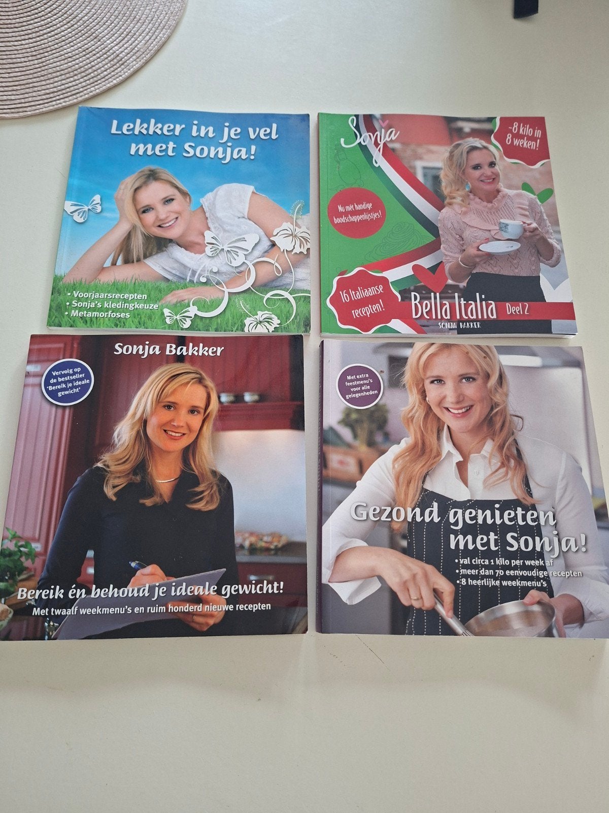 Sonja Bakker boeken  - kookboek, Boeken, Ophalen of Verzenden, Zo goed als nieuw