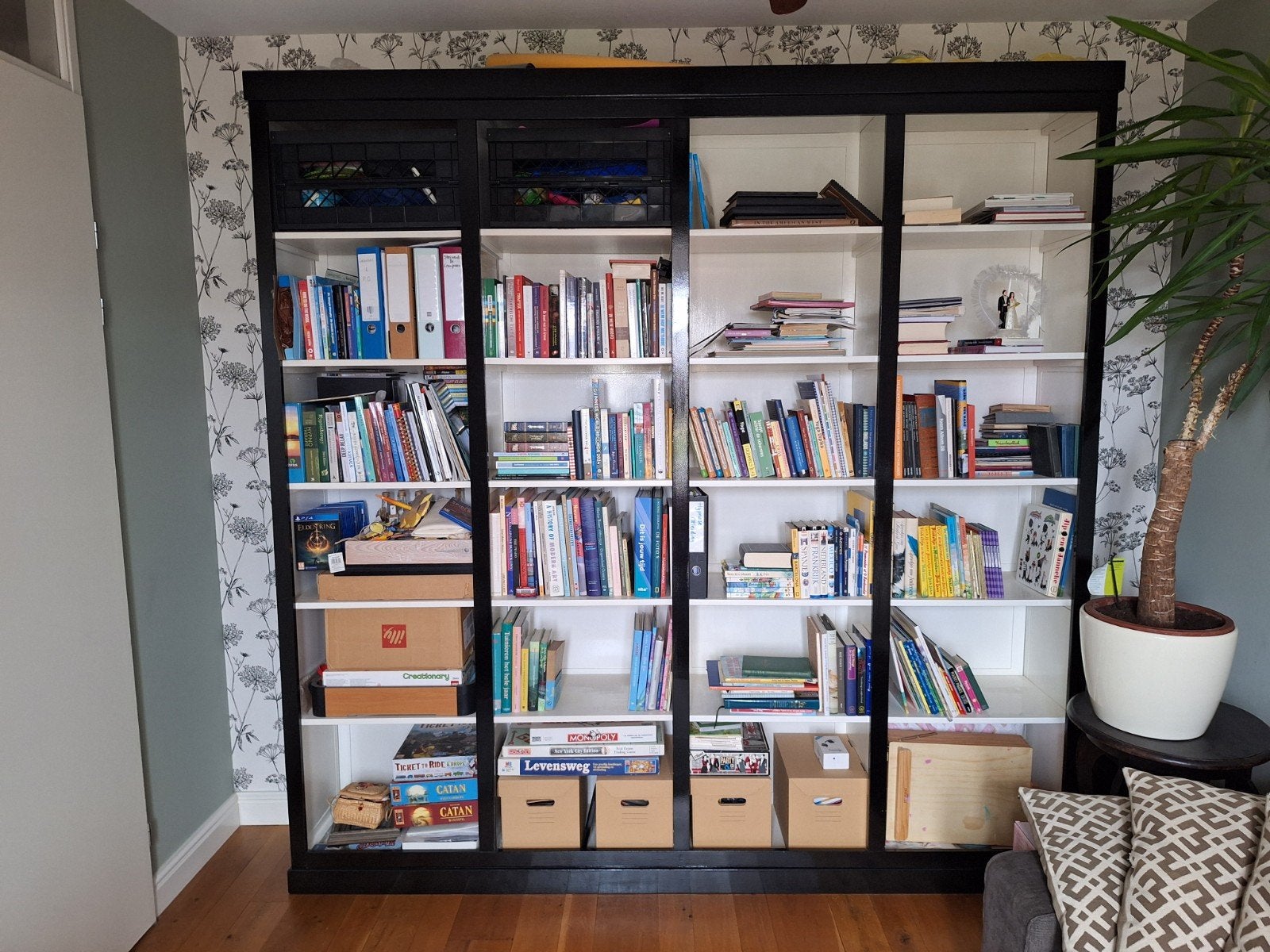 Mooie grote boekenkast, gratis!, Ophalen, Met plank(en), Gebruikt, 200 cm of meer