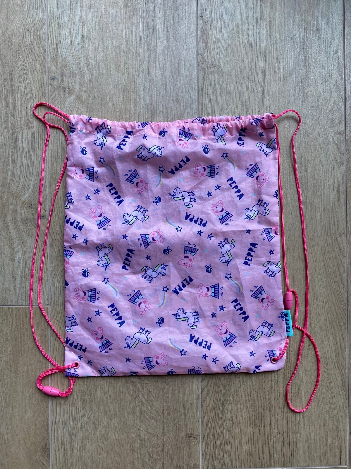 Gymtas met trekkoord - Peppa Pig, Rugtas, Zo goed als nieuw, Roze, 30 tot 40 cm