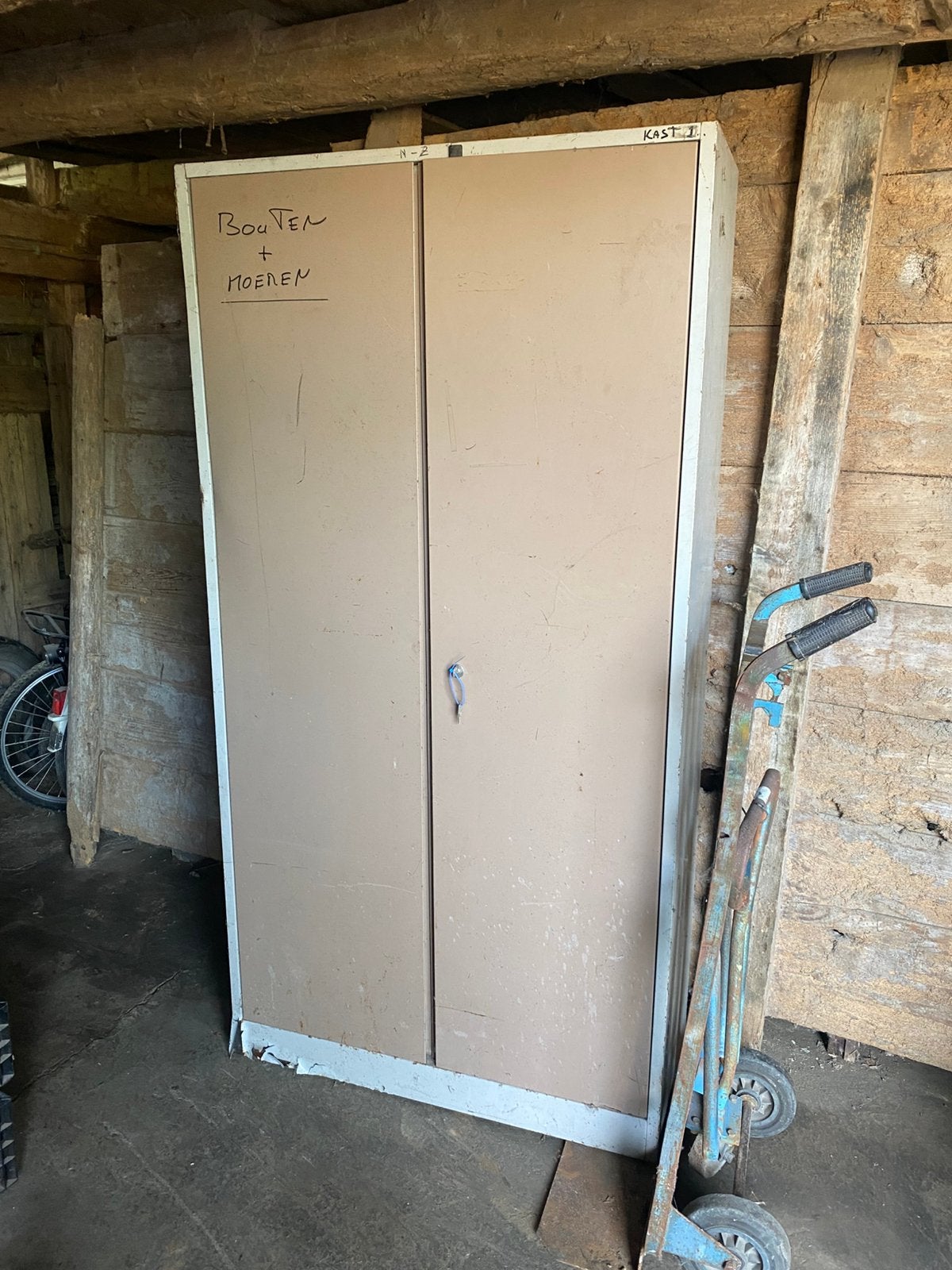 Stalen kast, Huis en Inrichting, Kasten | Roldeurkasten en Archiefkasten, Ophalen, 50 tot 100 cm, Zo goed als nieuw, 150 tot 200 cm