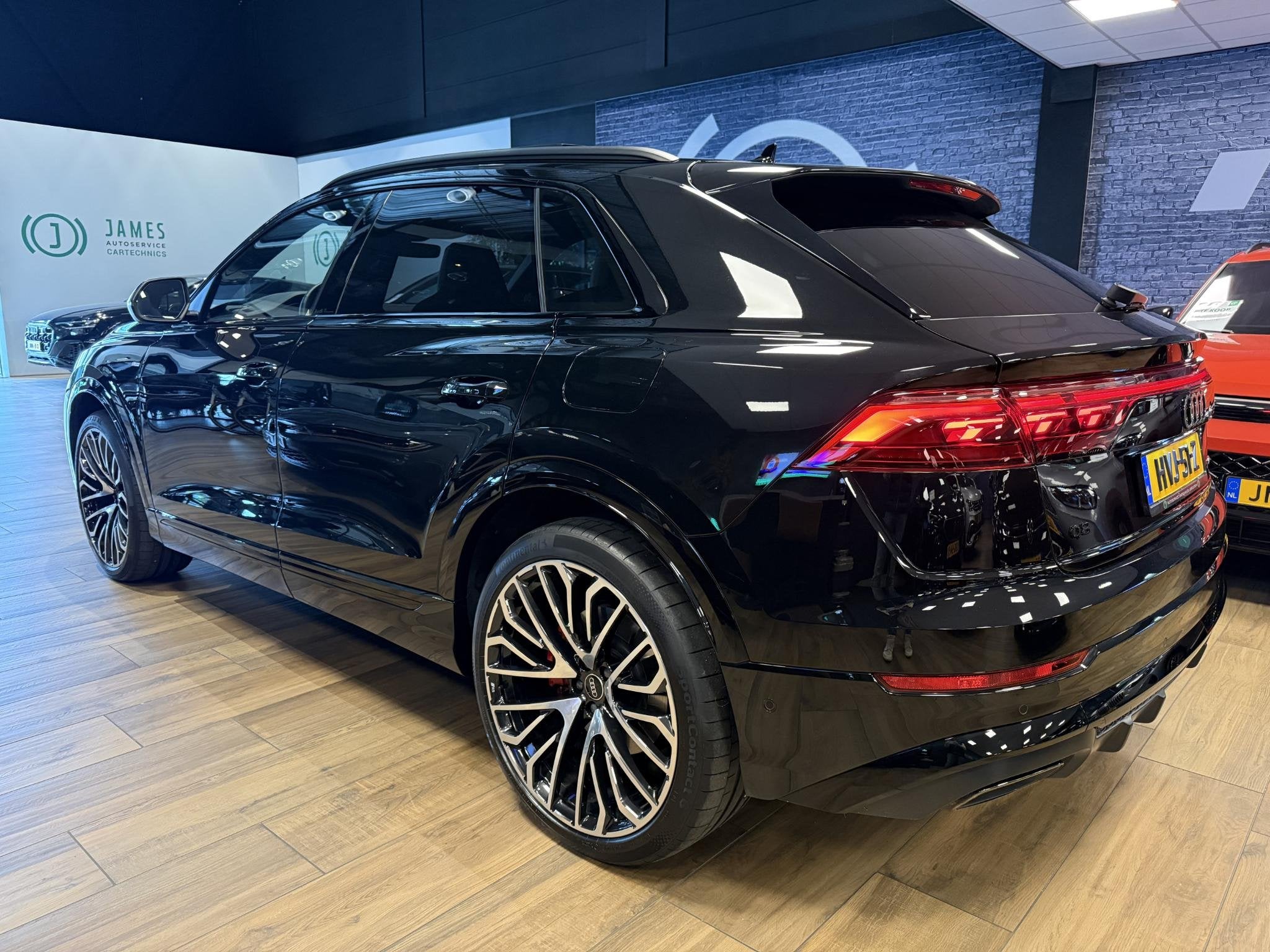 Audi Q8 60 TFSI e Quattro ProLine S Competition PHEV|HUD|23, Automaat, Gebruikt, 2995 cc, Bedrijf