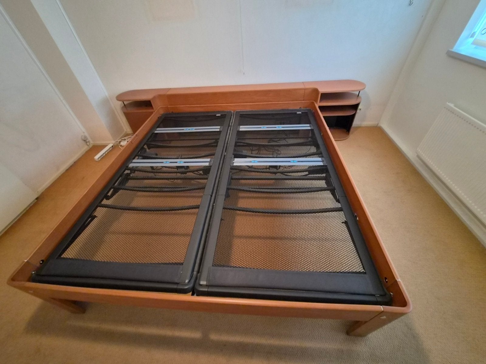 Auping auronde 180x200 sen. hoogte electrisch verstelbaar, Huis en Inrichting, Slaapkamer | Bedden, Ophalen, Bruin, Tweepersoons